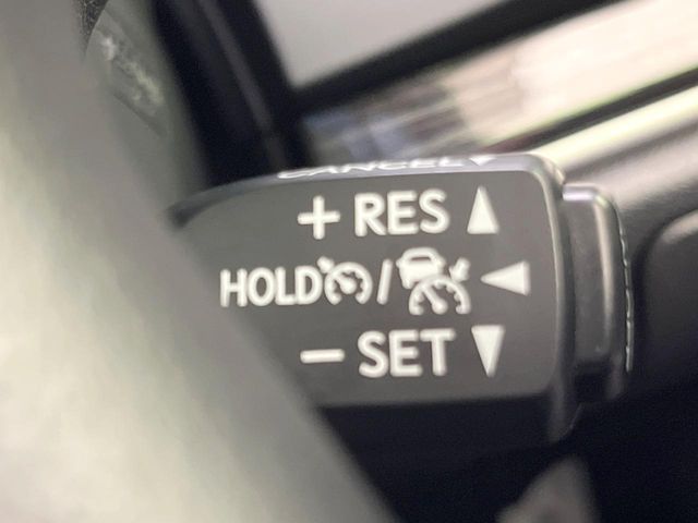 TOYOTA CROWN SEDAN HYBRID 2018 Image 31