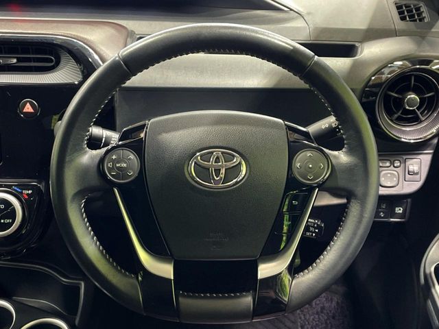 TOYOTA AQUA 2017 Image 31