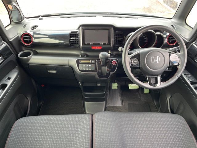 HONDA N BOX CUSTOM 2015 Image 31