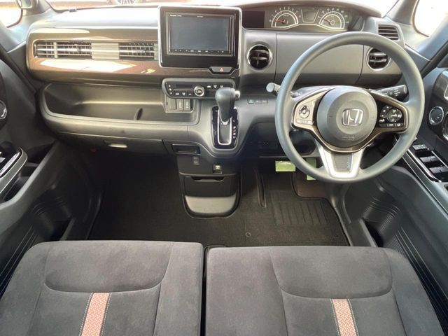 HONDA N BOX CUSTOM 2019 Image 31