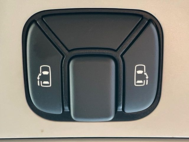 TOYOTA VELLFIRE 2012 Image 31