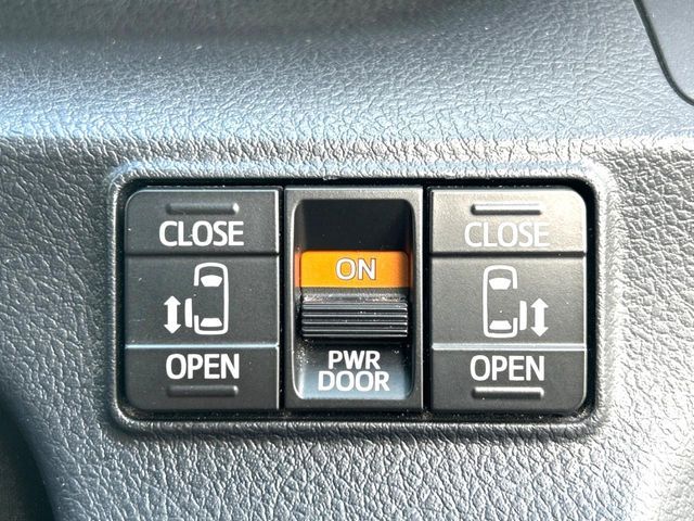 TOYOTA SIENTA 2019 Image 31