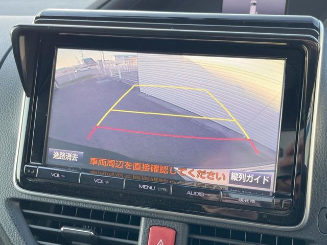 TOYOTA NOAH HYBRID 2015 Image 31