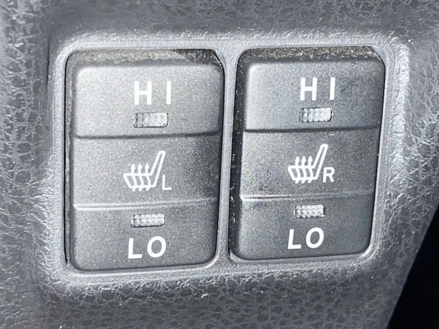 TOYOTA NOAH HYBRID 2015 Image 31