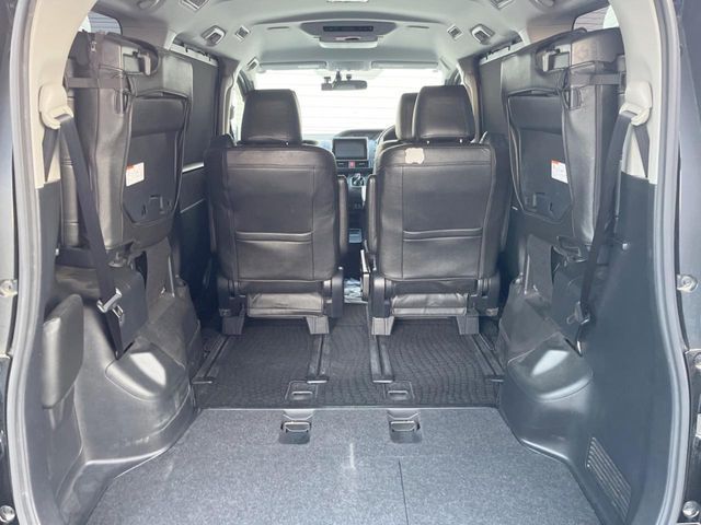 TOYOTA NOAH HYBRID 2015 Image 31