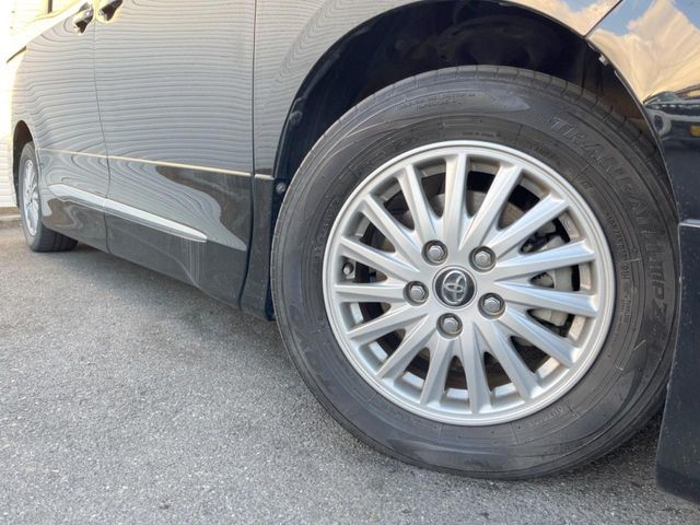 TOYOTA NOAH HYBRID 2015 Image 31