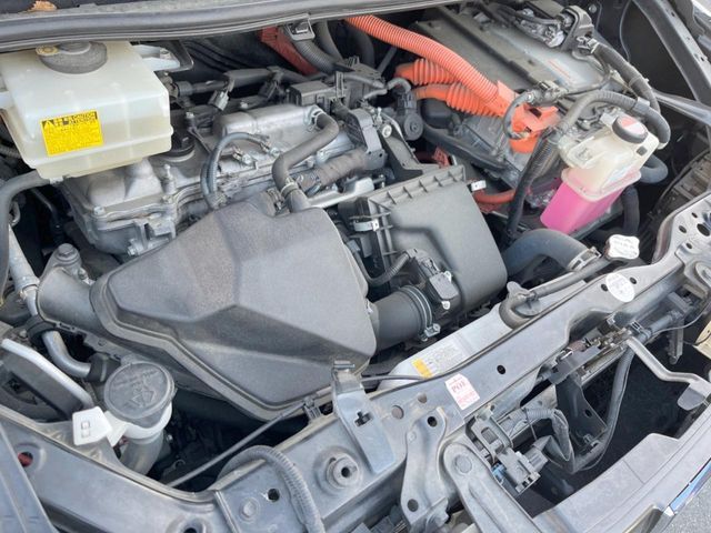 TOYOTA NOAH HYBRID 2015 Image 31