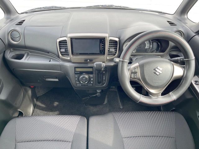 SUZUKI SPACIA CUSTOM Z 2017 Image 31