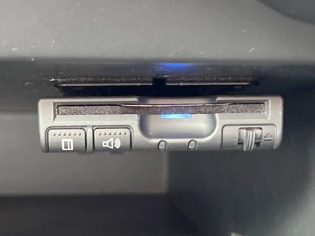 NISSAN NOTE 2018 Image 31