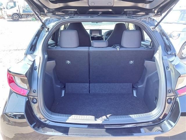 TOYOTA YARIS HYBRID 2021 Image 31