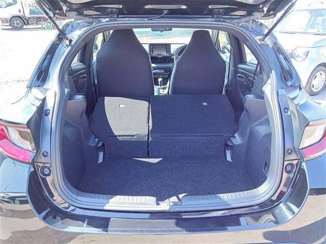 TOYOTA YARIS HYBRID 2021 Image 31