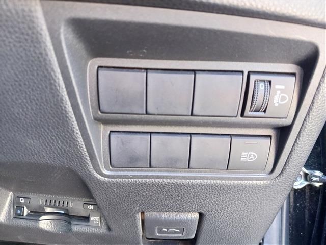 TOYOTA YARIS HYBRID 2021 Image 31