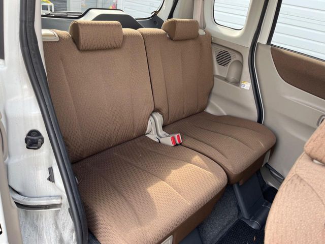 NISSAN ROOX 2011 Image 31