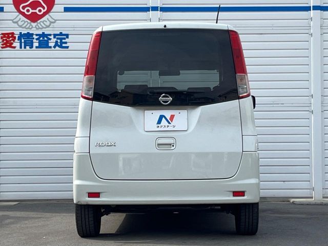 NISSAN ROOX 2011 Image 31