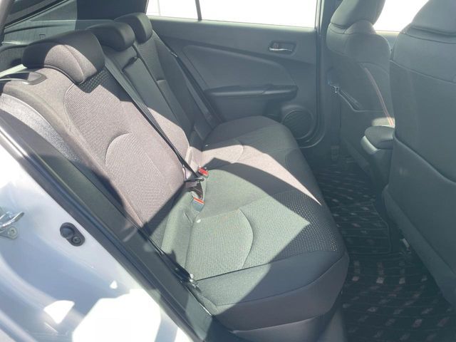 TOYOTA PRIUS 2019 Image 31