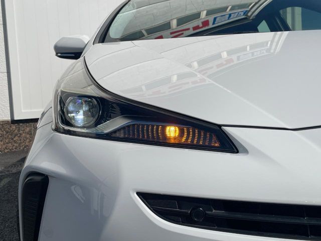 TOYOTA PRIUS 2019 Image 31