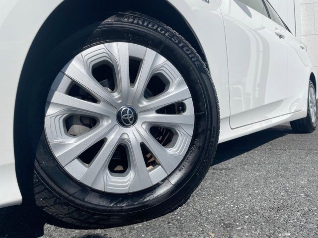 TOYOTA PRIUS 2019 Image 31