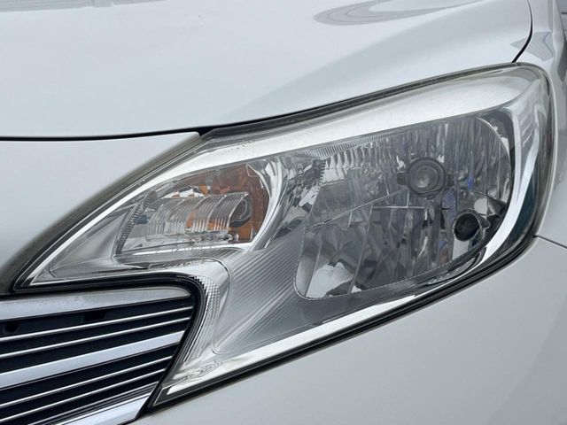 NISSAN NOTE 2013 Image 31