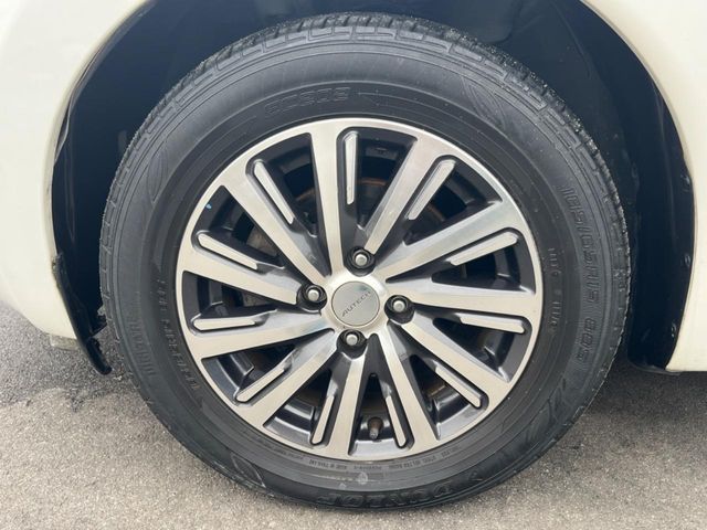 NISSAN NOTE 2013 Image 31