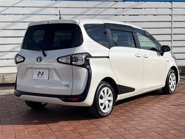 TOYOTA SIENTA HYBRID 2016 Image 31