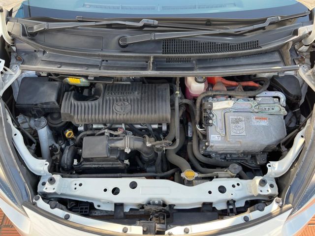 TOYOTA SIENTA HYBRID 2016 Image 31