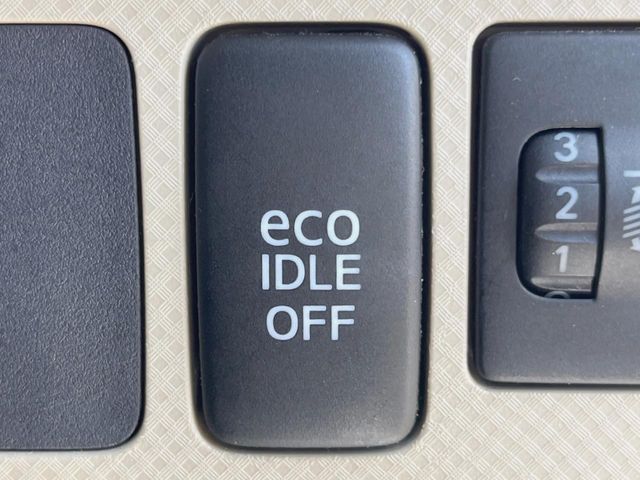 DAIHATSU TANTO EXE 2013 Image 31