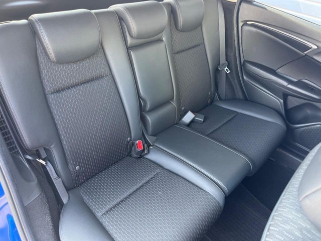 HONDA FIT HYBRID 2015 Image 31