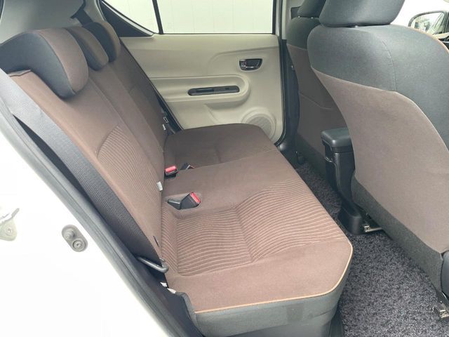 TOYOTA AQUA 2013 Image 31