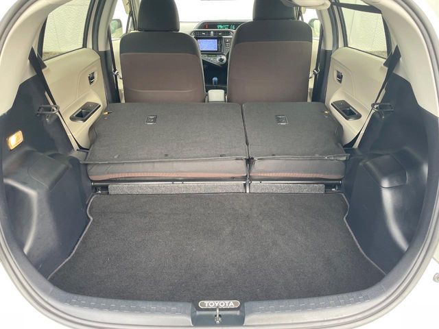 TOYOTA AQUA 2013 Image 31