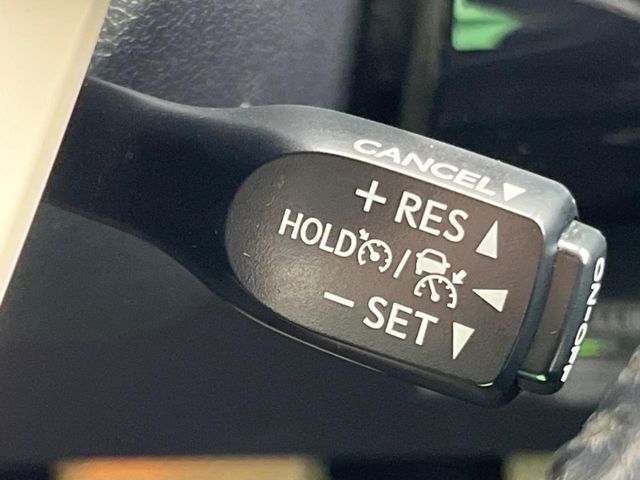 TOYOTA PRIUS 2017 Image 31