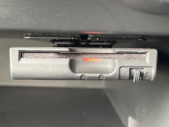 NISSAN NOTE 2017 Image 31