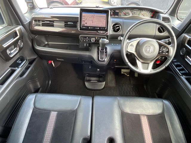 HONDA N BOX CUSTOM 2020 Image 31