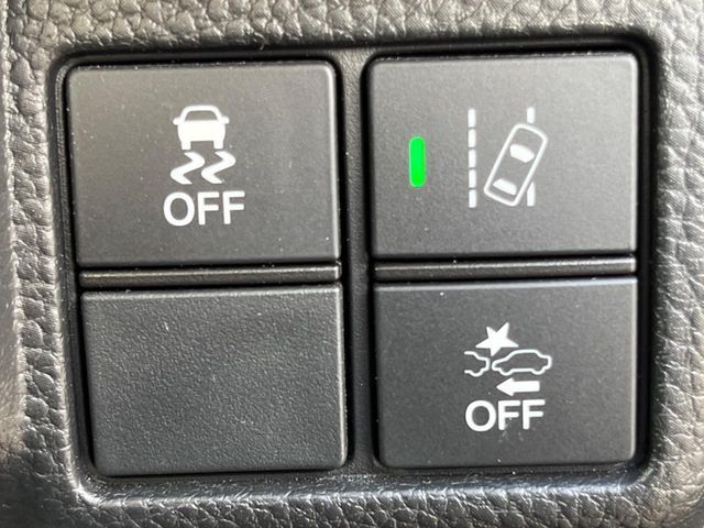 HONDA N BOX CUSTOM 2020 Image 31