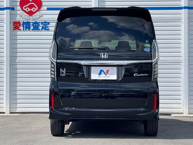 HONDA N BOX CUSTOM 2020 Image 31