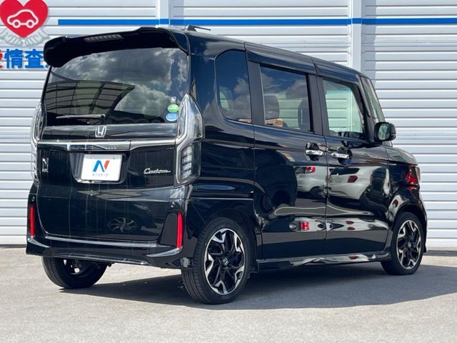 HONDA N BOX CUSTOM 2020 Image 31