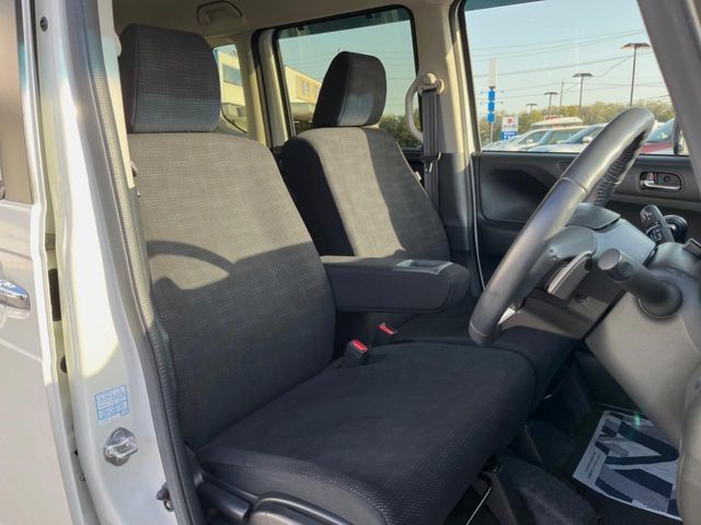 HONDA N BOX 2016 Image 31