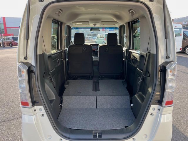 HONDA N BOX 2016 Image 31