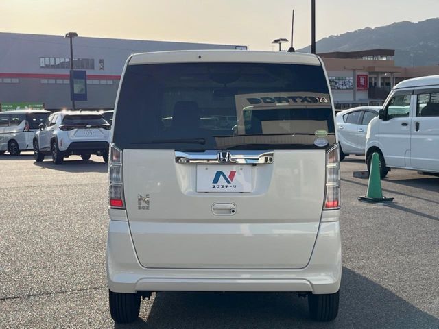 HONDA N BOX 2016 Image 31