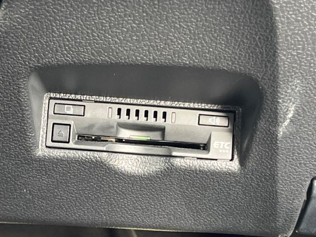 TOYOTA PRIUS 2016 Image 31