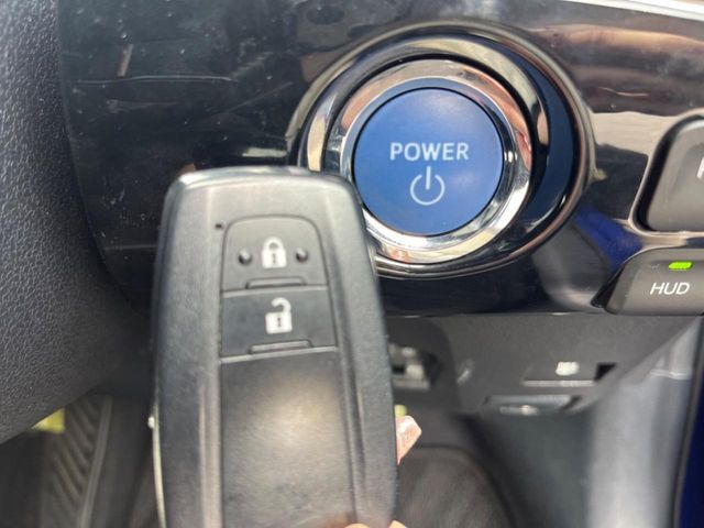 TOYOTA PRIUS 2016 Image 31