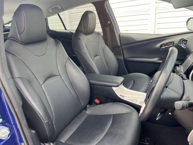 TOYOTA PRIUS 2016 Image 31