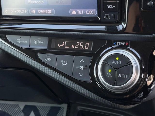 TOYOTA AQUA 2017 Image 31