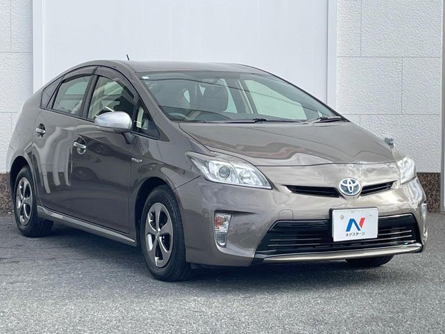 TOYOTA PRIUS 2012 Image 31