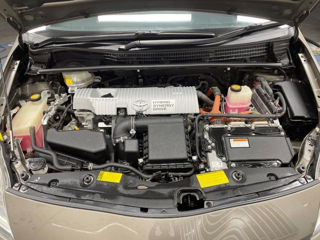 TOYOTA PRIUS 2012 Image 31