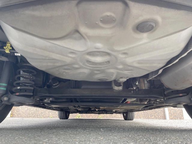 TOYOTA PRIUS 2012 Image 31