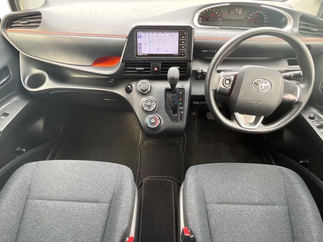 TOYOTA SIENTA 2017 Image 31