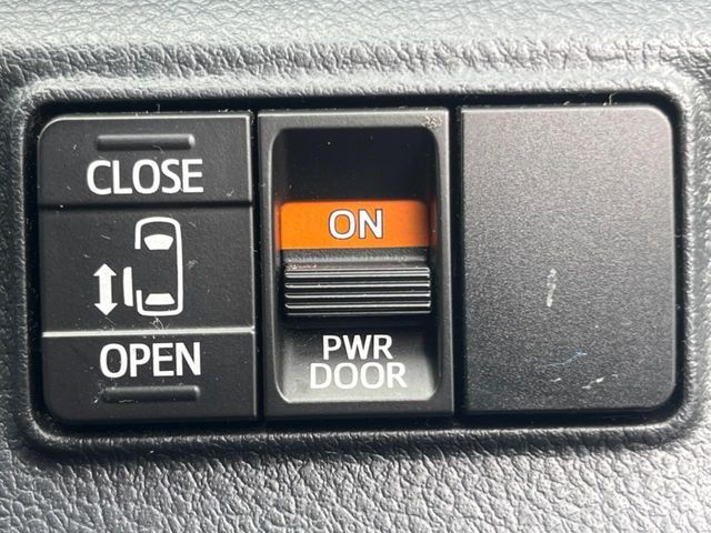 TOYOTA SIENTA 2017 Image 31