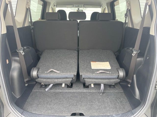 TOYOTA SIENTA 2017 Image 31