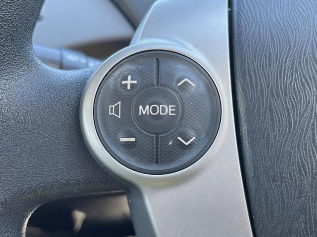 TOYOTA PRIUS 2013 Image 31