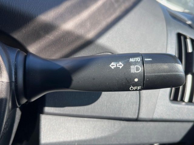 TOYOTA PRIUS 2013 Image 31